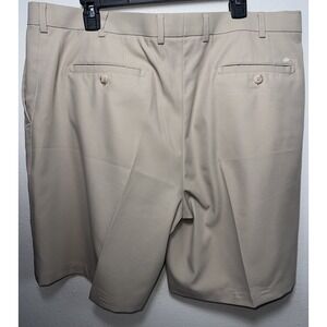 Peter Millar Crown Sport Shorts Mens‎ 40 Tan Chino Salem Performance Golf Casual